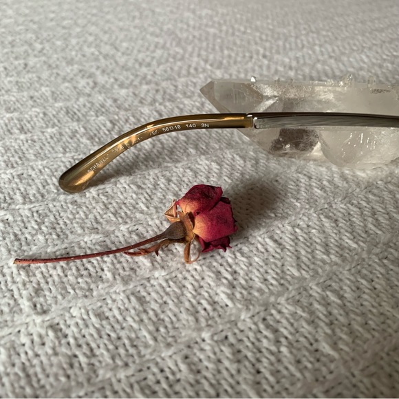 CHANEL Sunglasses Pearls & CC Logo - Picture 13 of 16